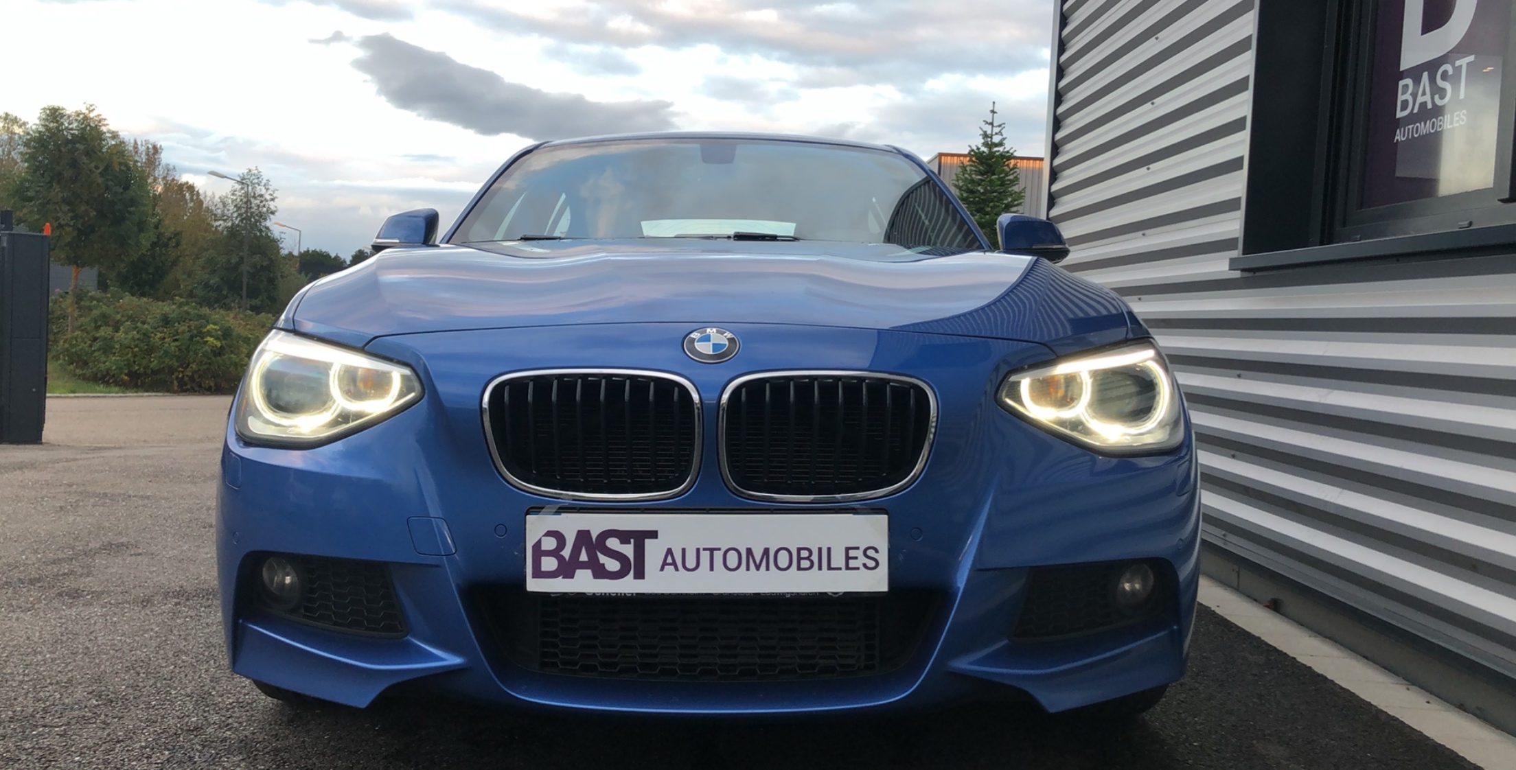 BMW 118i Pack M Estoril 93 360km – Achat Vente Voitures Neuves
